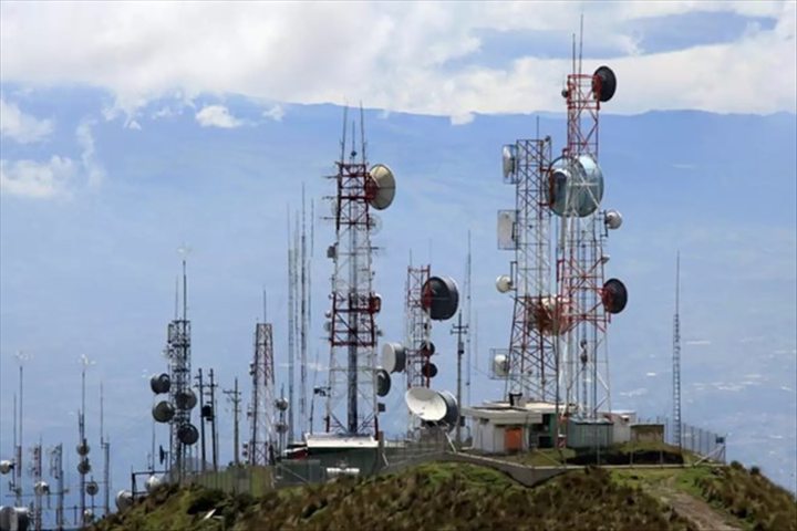 Telecommunications masts and antennas, representing ResultKey telecoms clients
